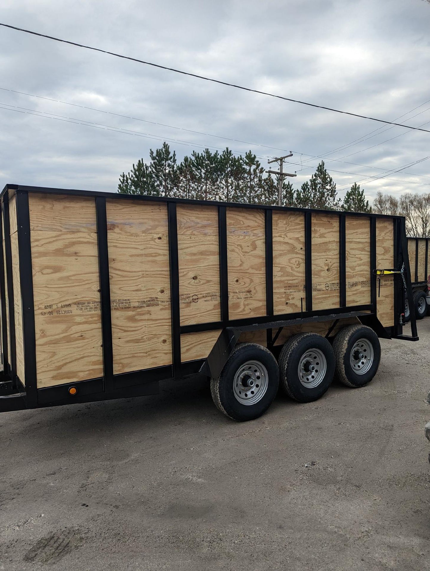 20-Yard Debris Trailer